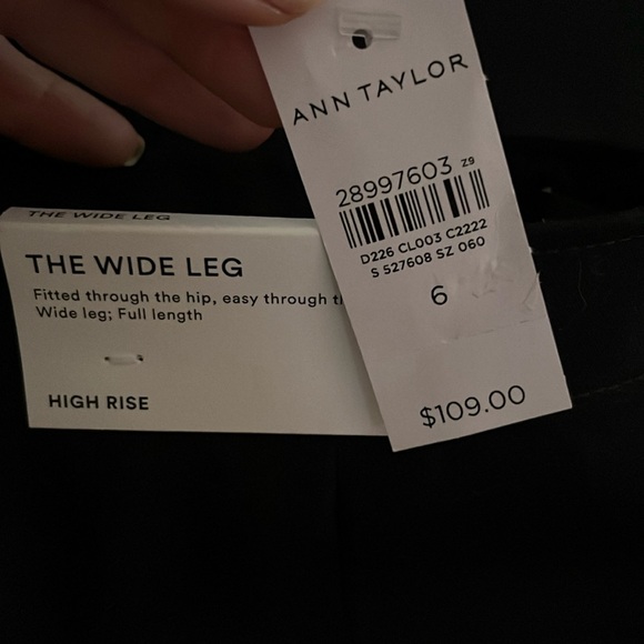 Ann Taylor new high waisted wide leg pants. 32 waist 33 inseam. Navy - Picture 1 of 5